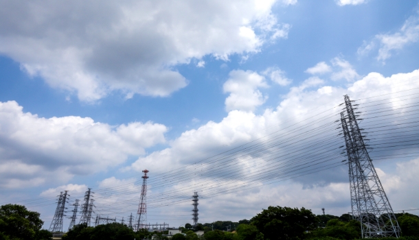 送電線の画像